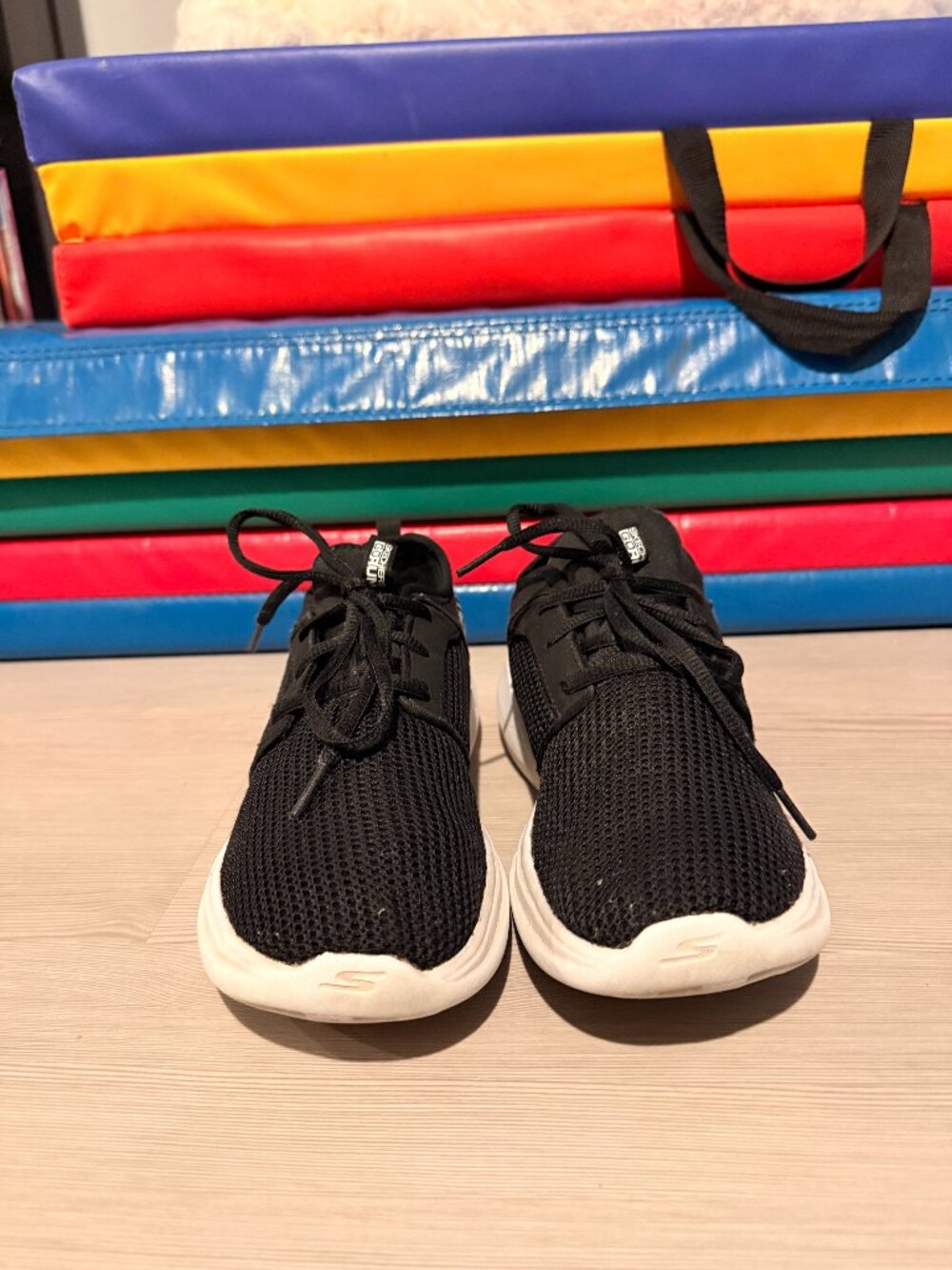 🔥 Skechers Boys Sneakers – Size 6 Youth – Black – Lightweight Comfort Shoes